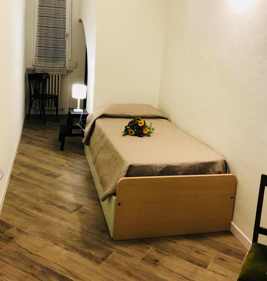 Lu.Lu Suite And Rooms Πιατσέντζα Εξωτερικό φωτογραφία