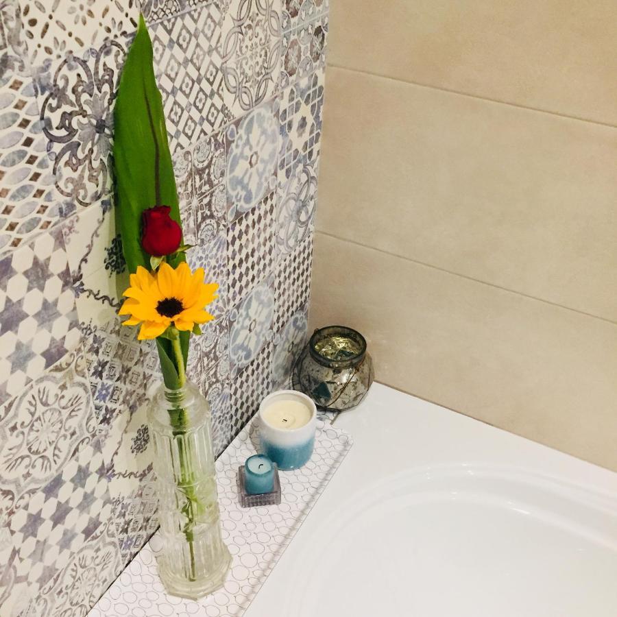 Lu.Lu Suite And Rooms Πιατσέντζα Εξωτερικό φωτογραφία